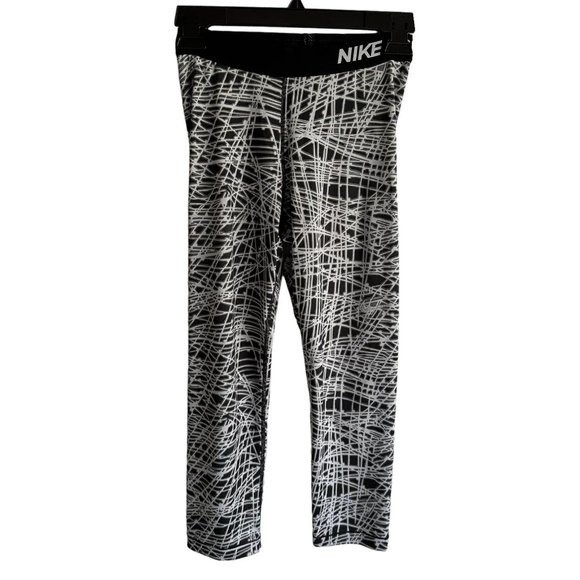 NIKE PRO Dri-Fit Black and‎ Gray Ladies Athletic Capri Leggings, S - Picture 1 of 6